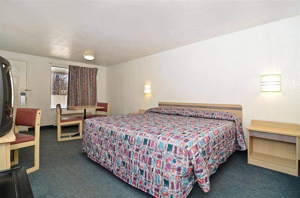 Mentor Home Inn And Suites Номер фото